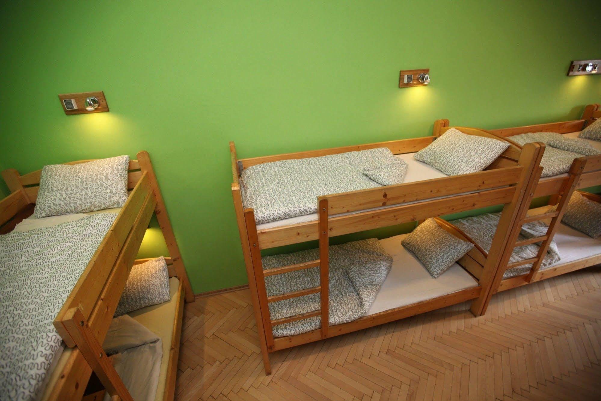 Hostel Intro